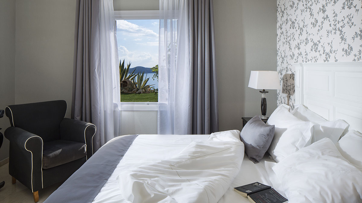 Aegean Pool Villa 3Bedroom with Private Pool and Jacuzzi